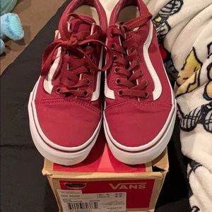 Vans Sz 5.5 in women / 4 in men